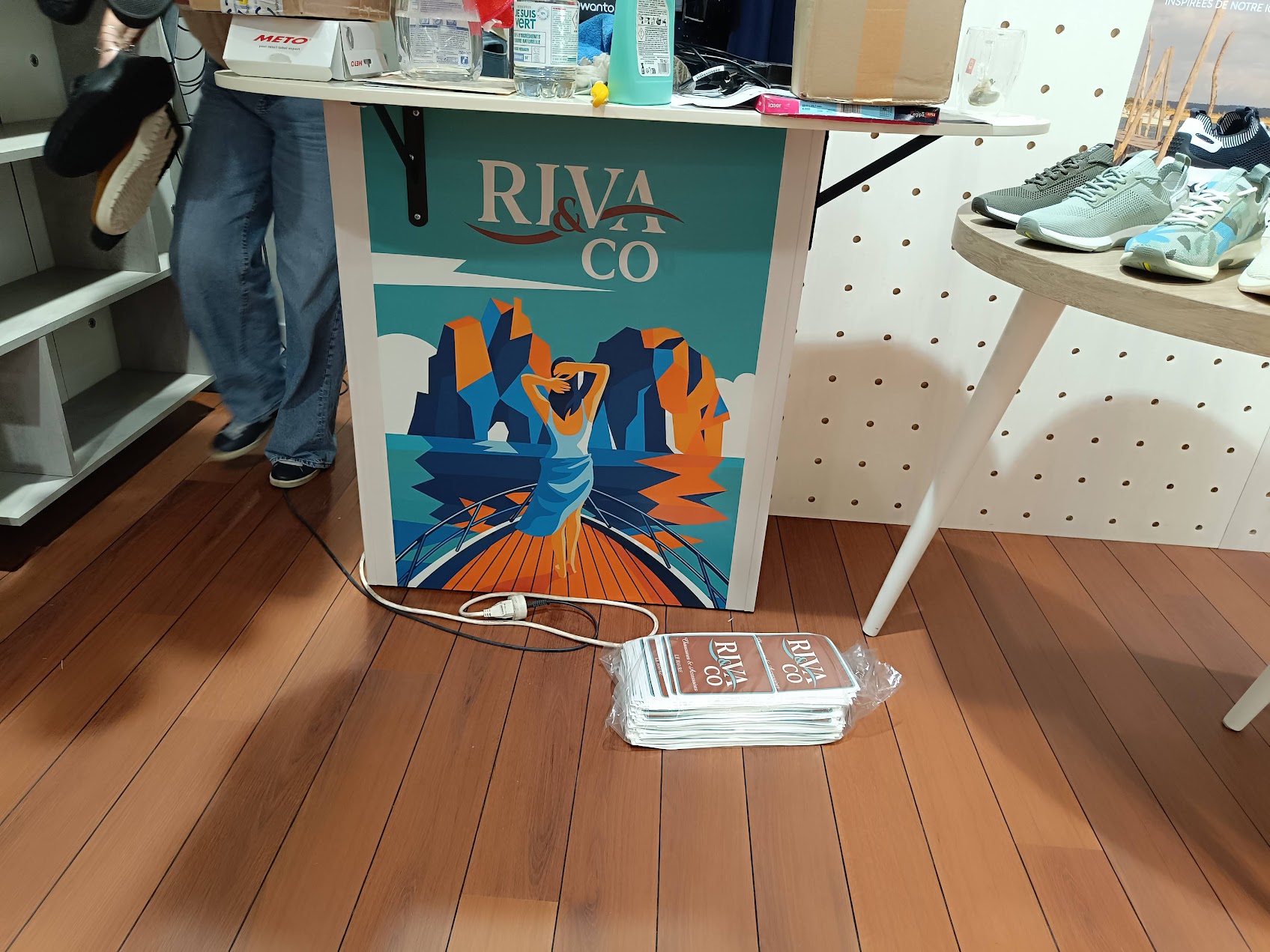 Habillage comptoir boutique Riva et Co Le Havre - Peppergraphik impression grand format