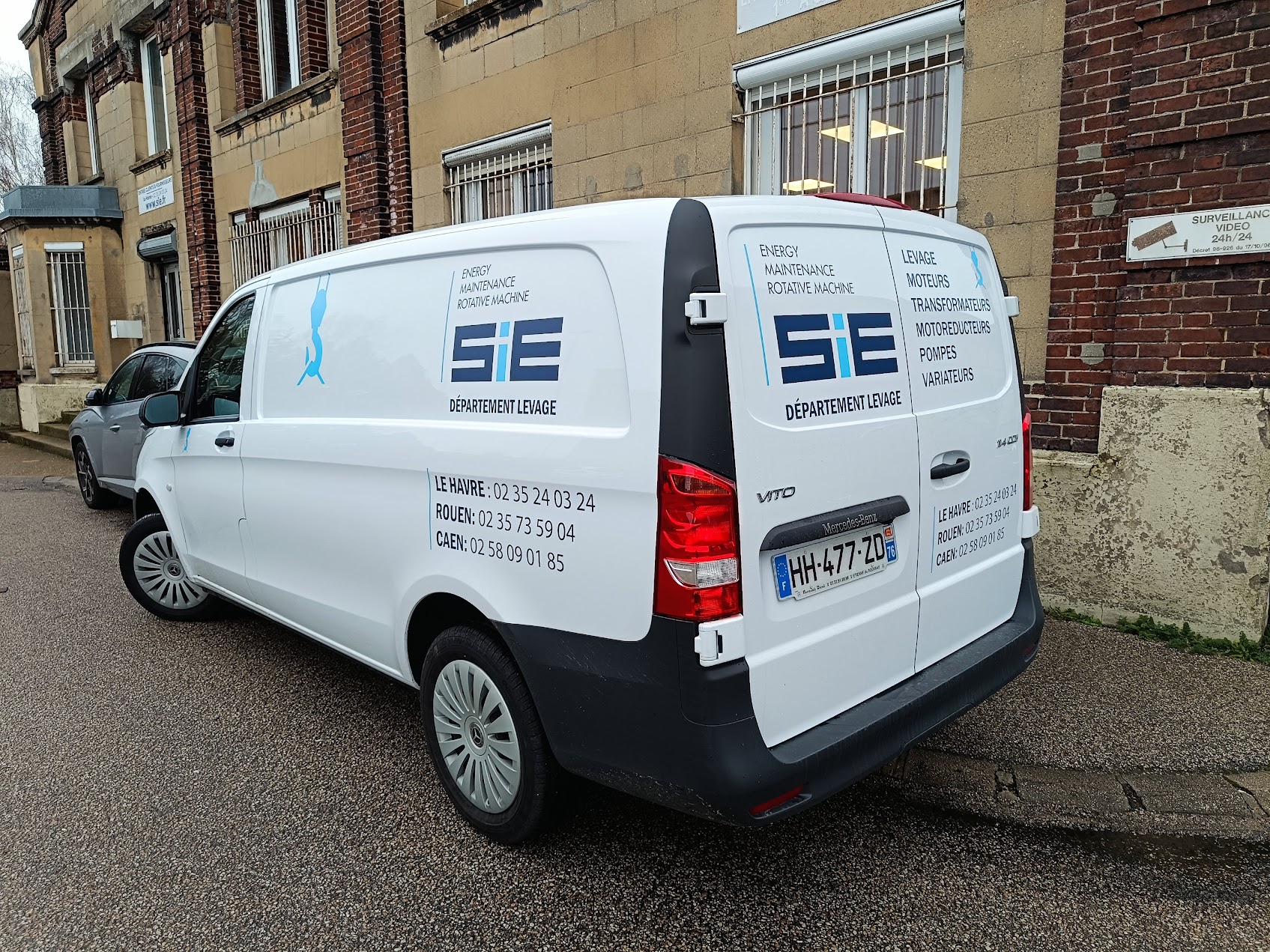 Marquage Mercedes Vito SIE Département Levage Le Havre - Peppergraphik