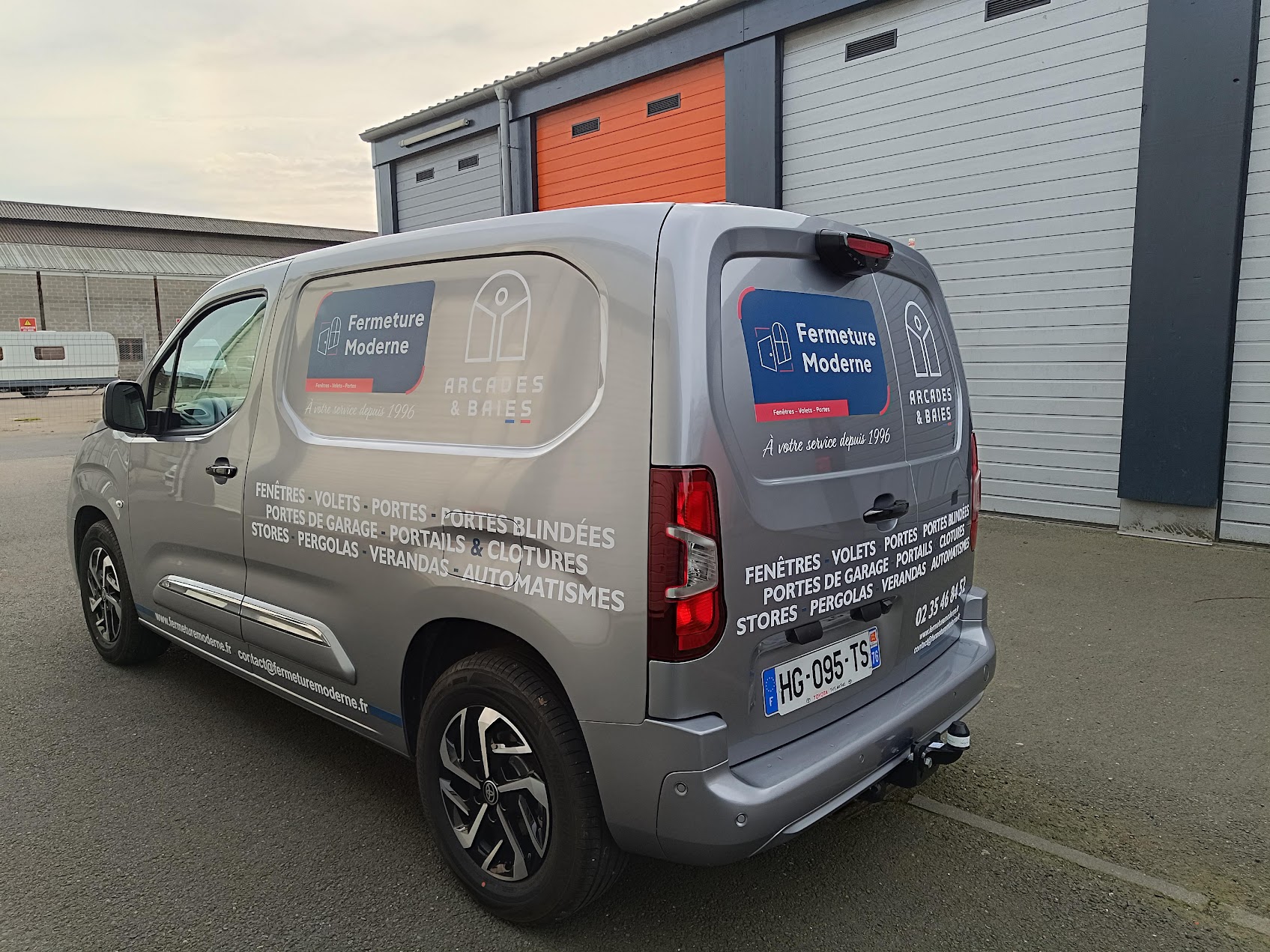 Marquage vehicule Citroën Berlingo Fermeture Moderne Le Havre - Peppergraphik