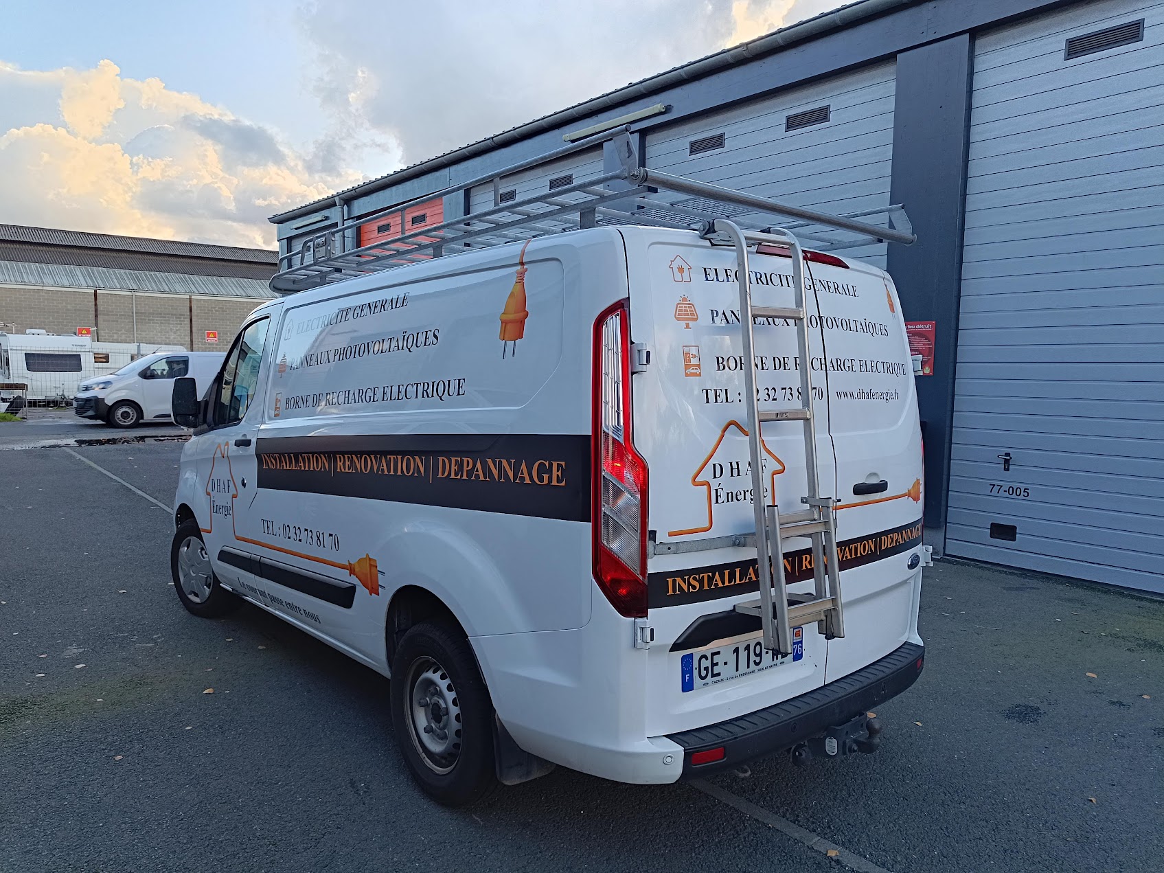 Marquage Ford Transit DHA Energie electricien photovoltaique Harfleur - Peppergraphik